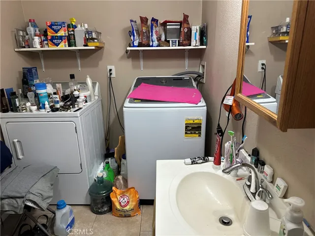 5703 Cedarglen Drive, Azusa, California 91702