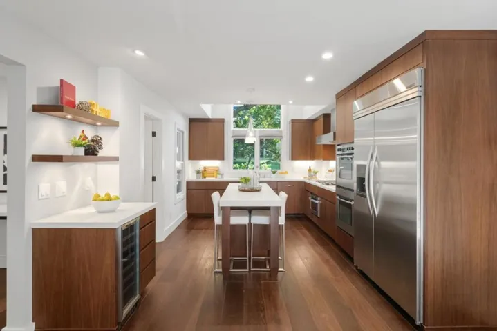 210 Bella Vista Avenue, Los Gatos, California 95030