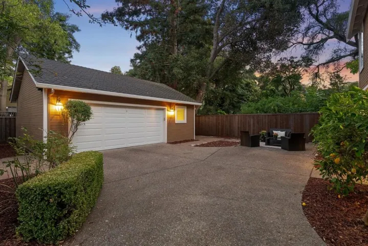 210 Bella Vista Avenue, Los Gatos, California 95030