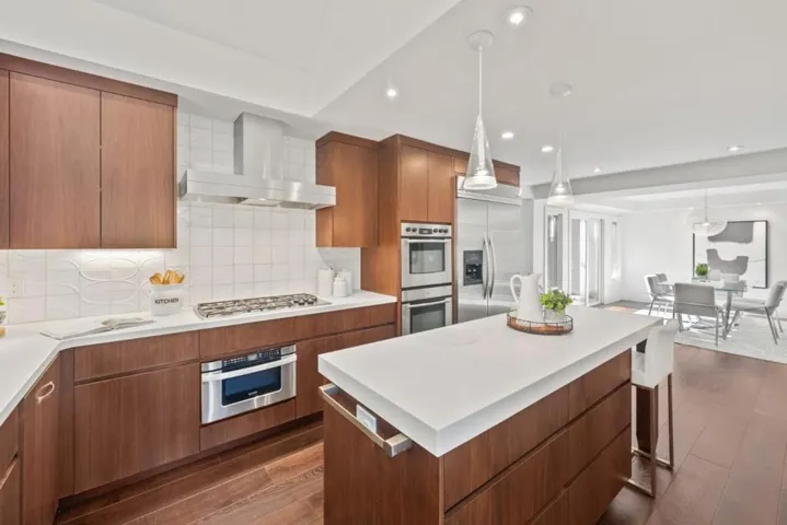 210 Bella Vista Avenue, Los Gatos, California 95030