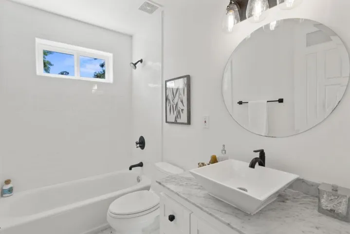 210 Bella Vista Avenue, Los Gatos, California 95030