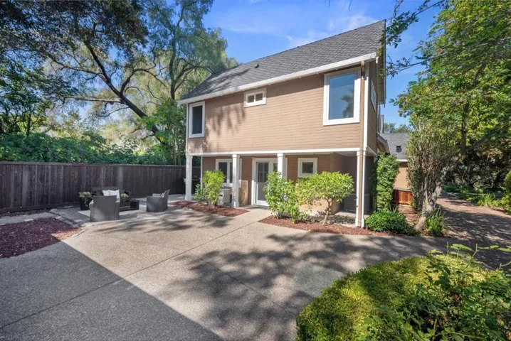 210 Bella Vista Avenue, Los Gatos, California 95030