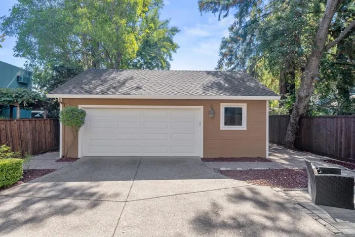 210 Bella Vista Avenue, Los Gatos, California 95030
