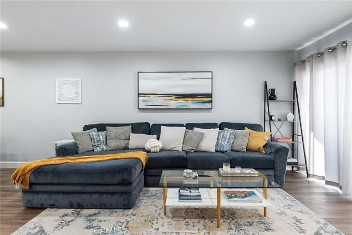 5454 Zelzah Ave 312, Encino, California 91316