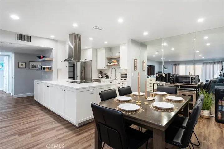 5454 Zelzah Ave 312, Encino, California 91316