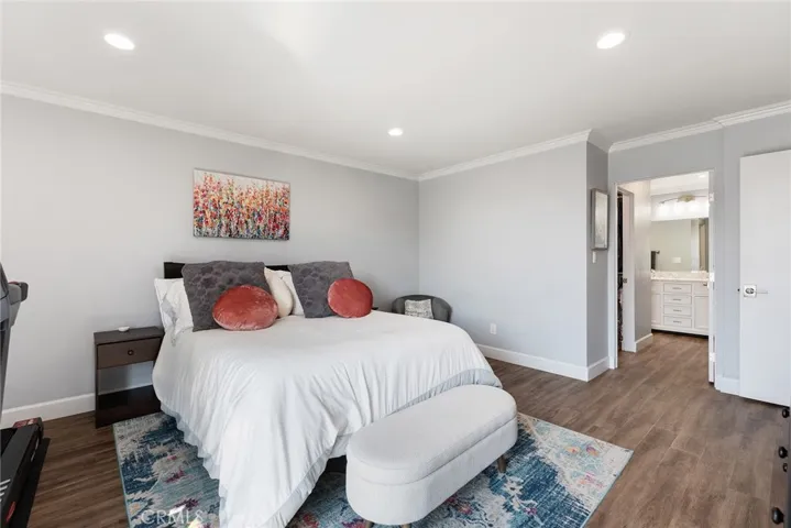 5454 Zelzah Ave 312, Encino, California 91316