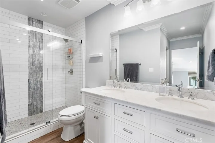 5454 Zelzah Ave 312, Encino, California 91316