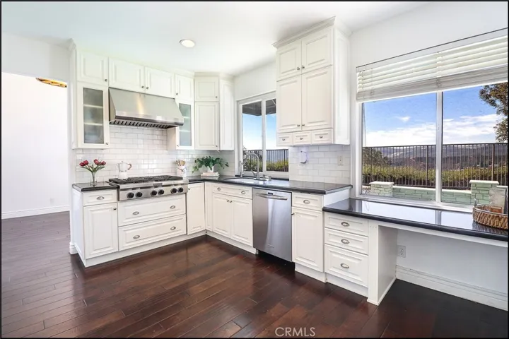 39 Merlin Avenue, Aliso Viejo, California 92656