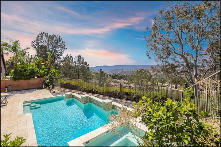 39 Merlin Avenue, Aliso Viejo, California 92656