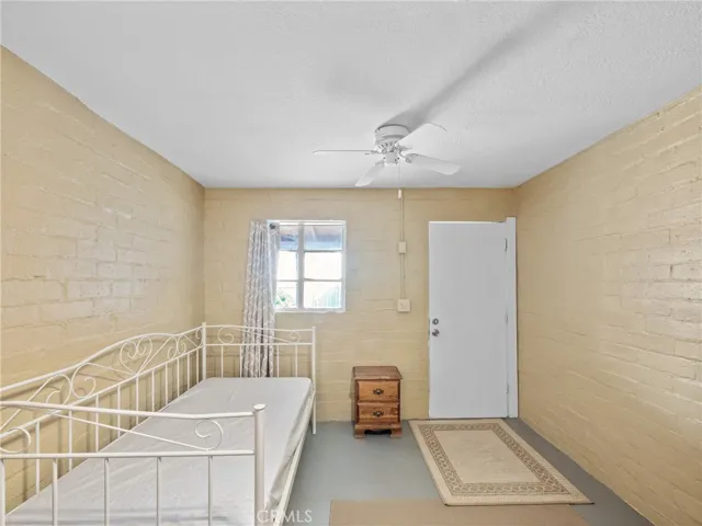 32649 Ca-247, Lucerne Valley, California 92356