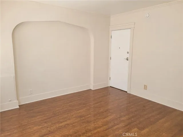 5977 Franklin Avenue, Los Angeles, California 90028