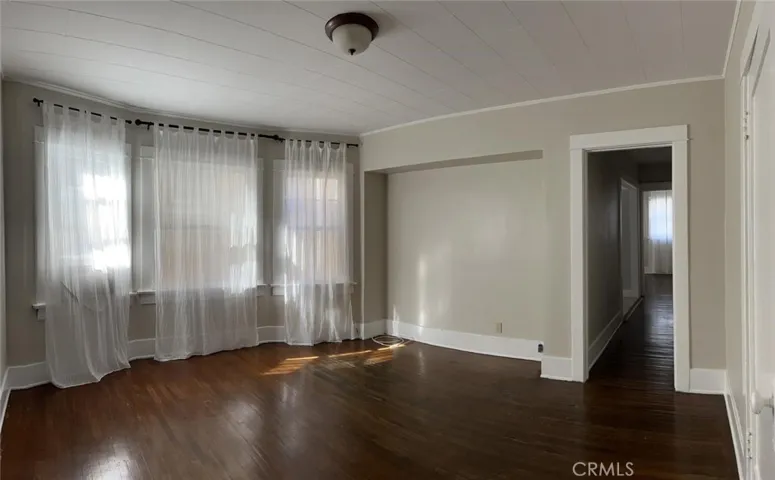 5977 Franklin Avenue, Los Angeles, California 90028