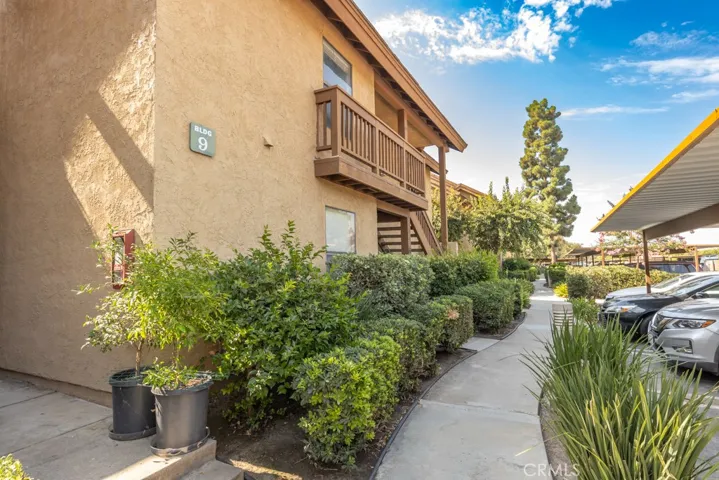 65 Orange Blossom 80, Irvine, California 92618
