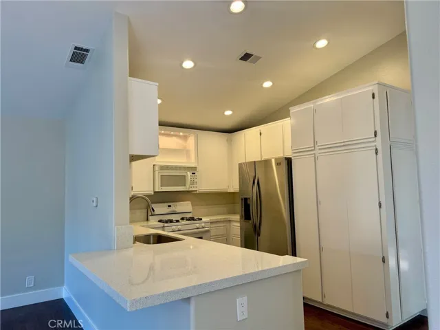 12 Highpark Place, Aliso Viejo, California 92656