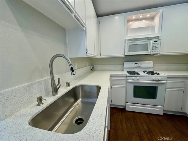 12 Highpark Place, Aliso Viejo, California 92656