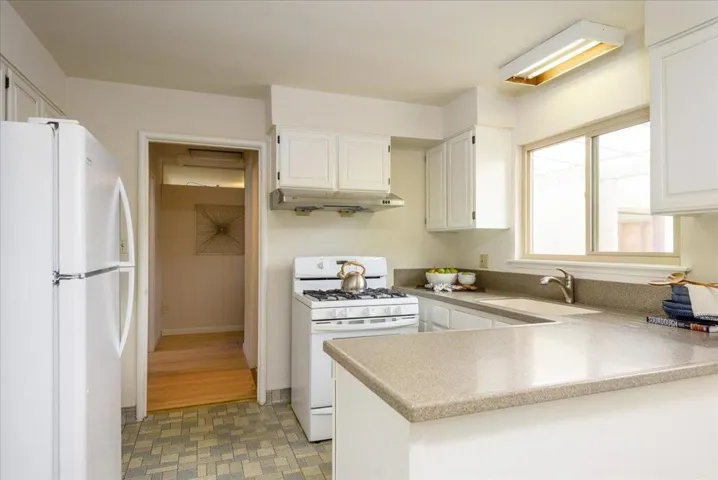 1054 Wright Avenue, Mountain View, California 94043