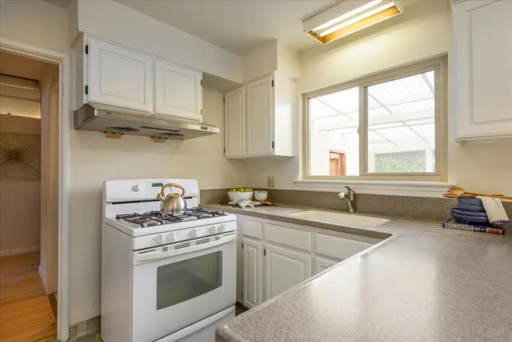 1054 Wright Avenue, Mountain View, California 94043
