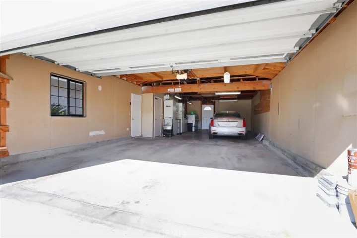 Tandem 4-car garage