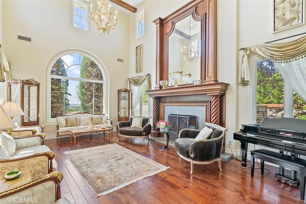 11755 Collar Avenue, Tustin, California 92782 home-pic-4