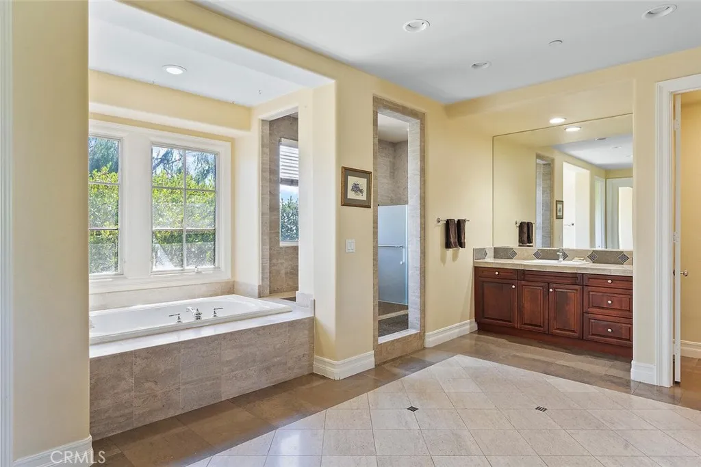 11755 Collar Avenue, Tustin, California 92782 home-pic-28