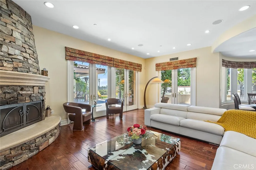 11755 Collar Avenue, Tustin, California 92782 home-pic-18