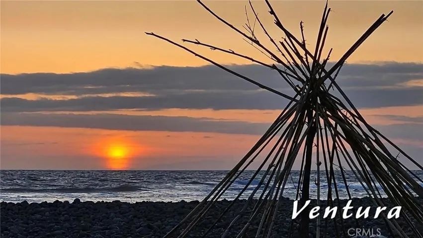 188 E Bounds Road, Ventura, California 93001