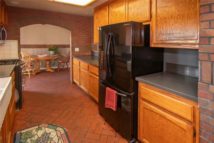 188 E Bounds Road, Ventura, California 93001