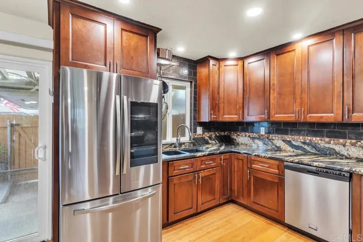 10665 King Phillip Court, Santee, California 92071