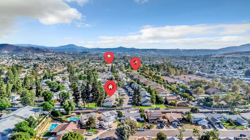10665 King Phillip Court, Santee, California 92071
