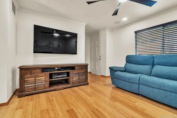 10665 King Phillip Court, Santee, California 92071