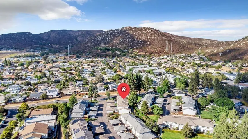 10665 King Phillip Court, Santee, California 92071