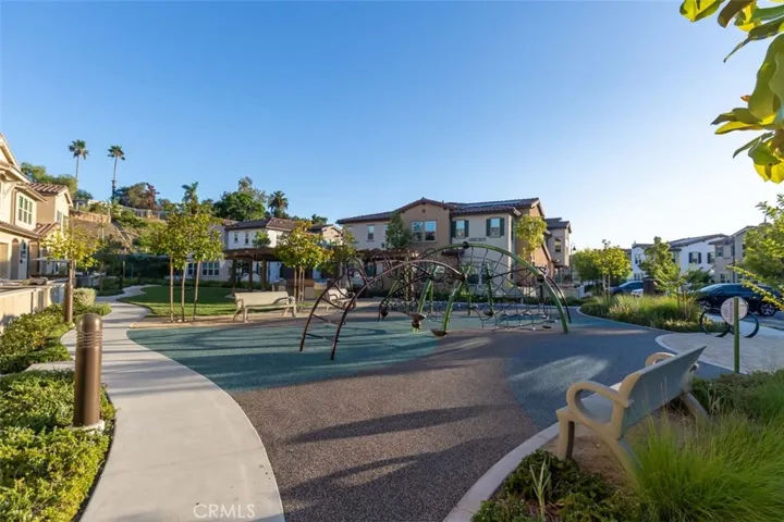1128 Delpy View, Vista, California 92084