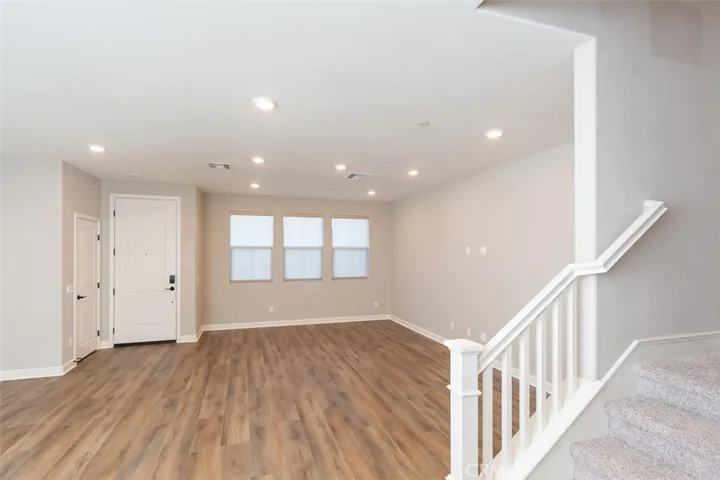 1128 Delpy View, Vista, California 92084