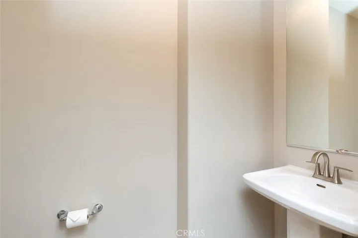 1128 Delpy View, Vista, California 92084