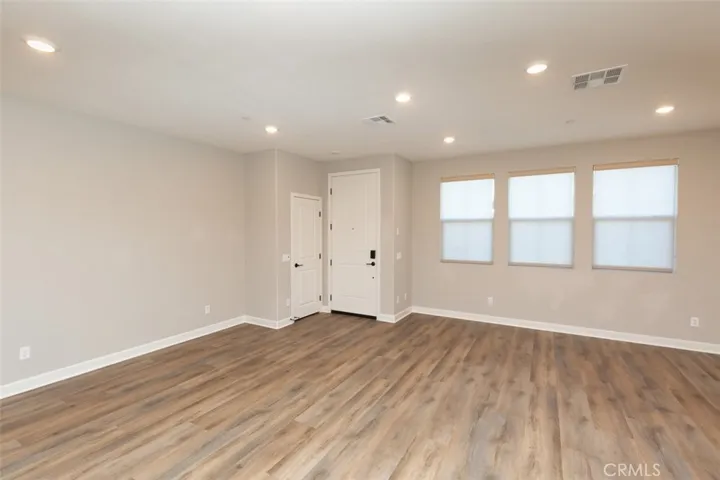1128 Delpy View, Vista, California 92084