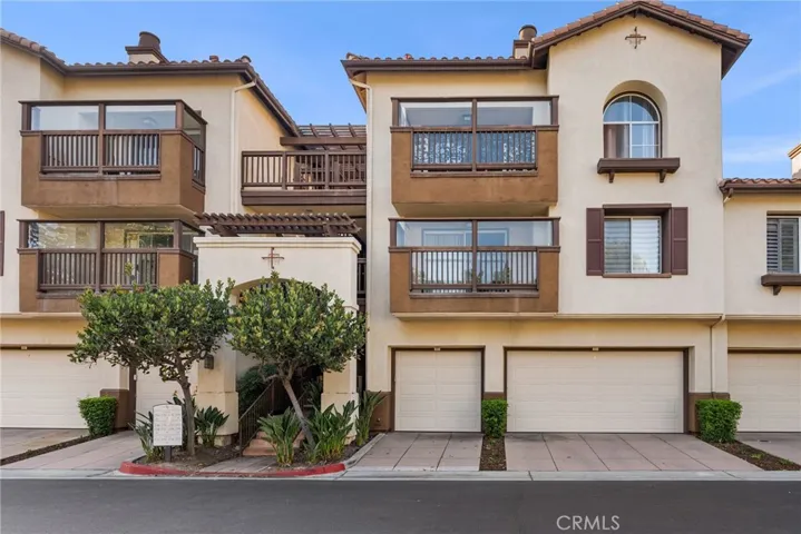 2960 Champion Way 2716, Tustin, California 92782