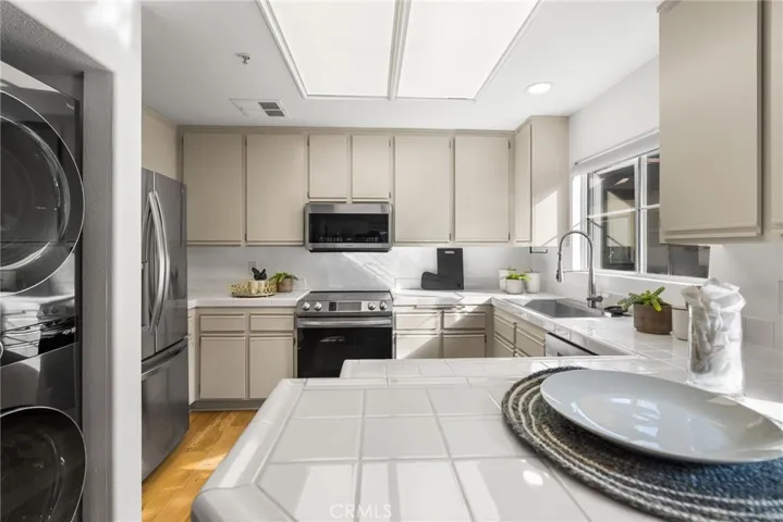 2960 Champion Way 2716, Tustin, California 92782