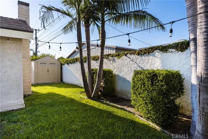 Spacious and well-maintained lawn