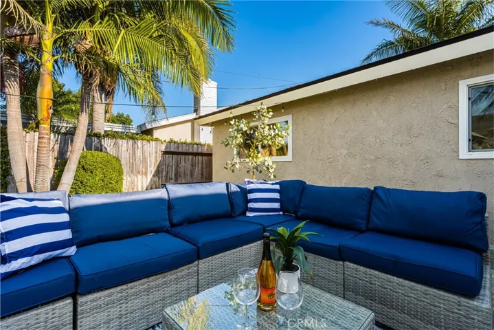 Spacious patio perfect for entertaining