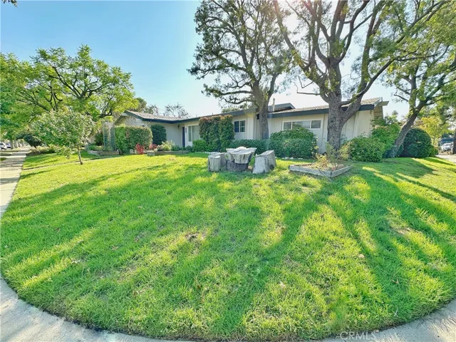 10229 Aldea Avenue, Northridge, California 91325