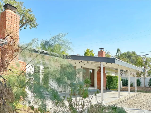 10229 Aldea Avenue, Northridge, California 91325