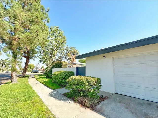 10229 Aldea Avenue, Northridge, California 91325