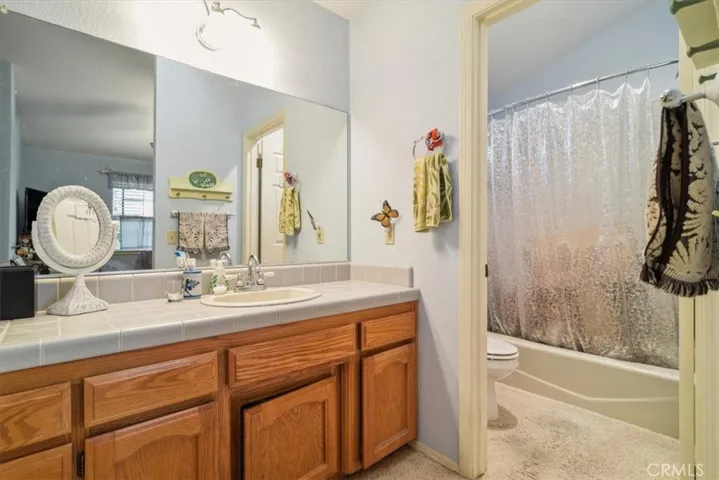 Second Suite Private Bathroom