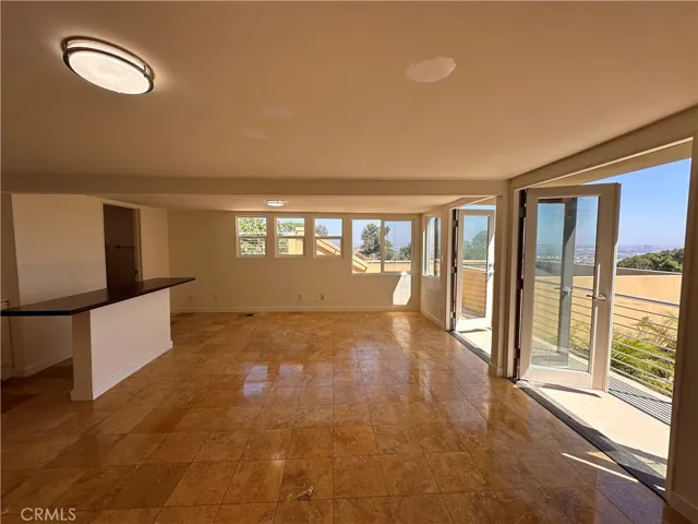 15 Coach Road, Rancho Palos Verdes, California 90275