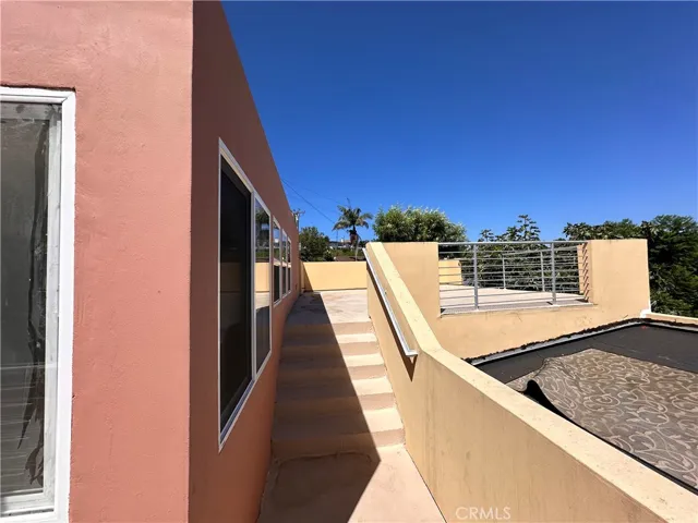 15 Coach Road, Rancho Palos Verdes, California 90275