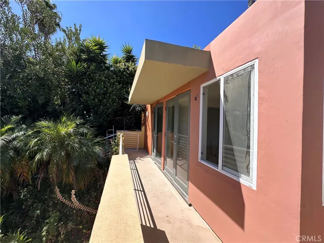 15 Coach Road, Rancho Palos Verdes, California 90275