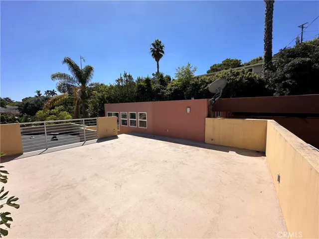 15 Coach Road, Rancho Palos Verdes, California 90275
