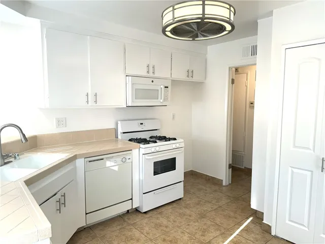 1683 W Cindy Lane B, Anaheim, California 92802