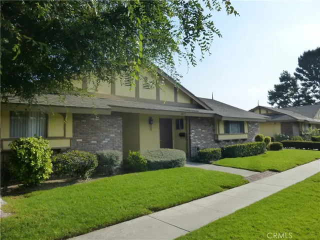 Front of quadplex.