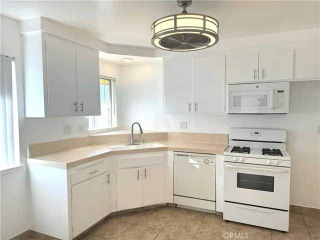 1683 W Cindy Lane B, Anaheim, California 92802